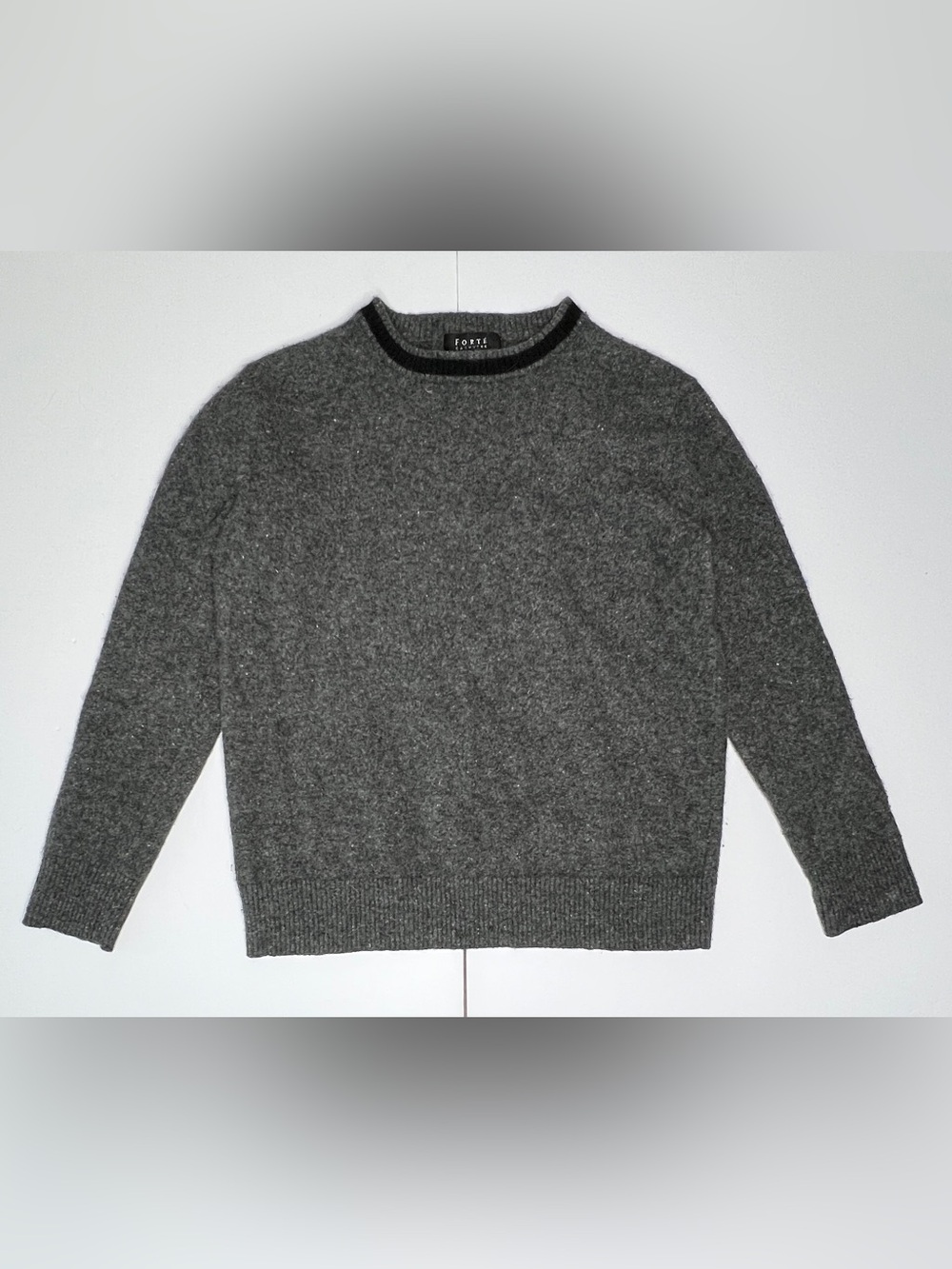 Forte Cashmere Gray 100% Cashmere Crewneck Sweater Size M Soft Knit Luxury